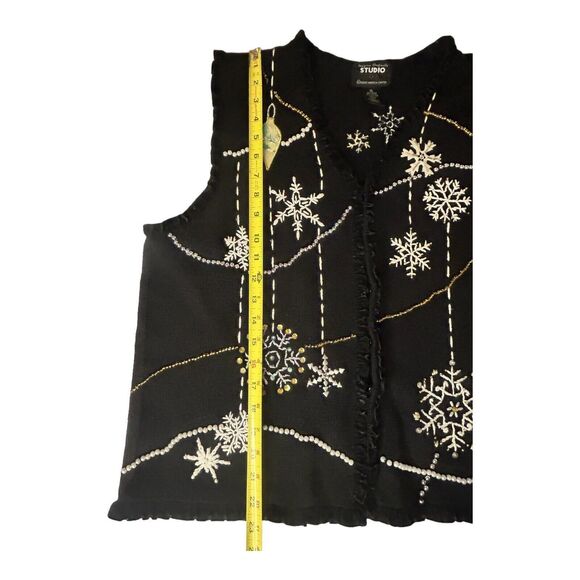 Design Originals Studio Joy Christmas Sweater Vest Holiday Black Snowflakes XL - Picture 2 of 12